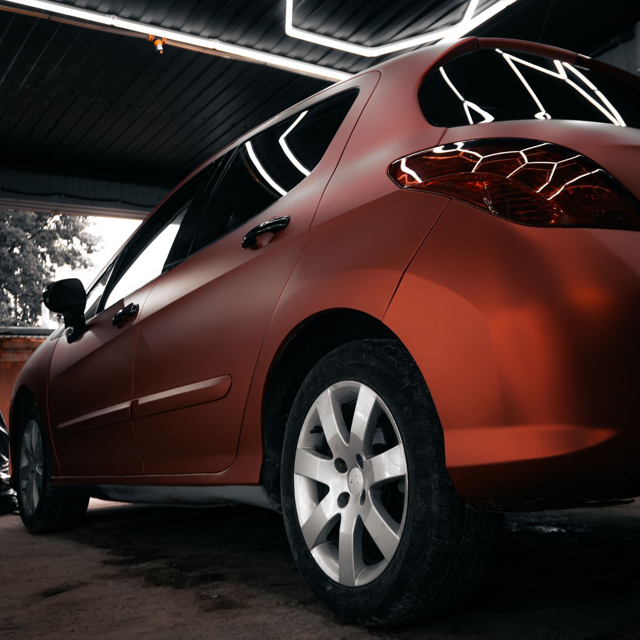 Sedan 2017 — krupobití, 74 důlků — stav po opravě