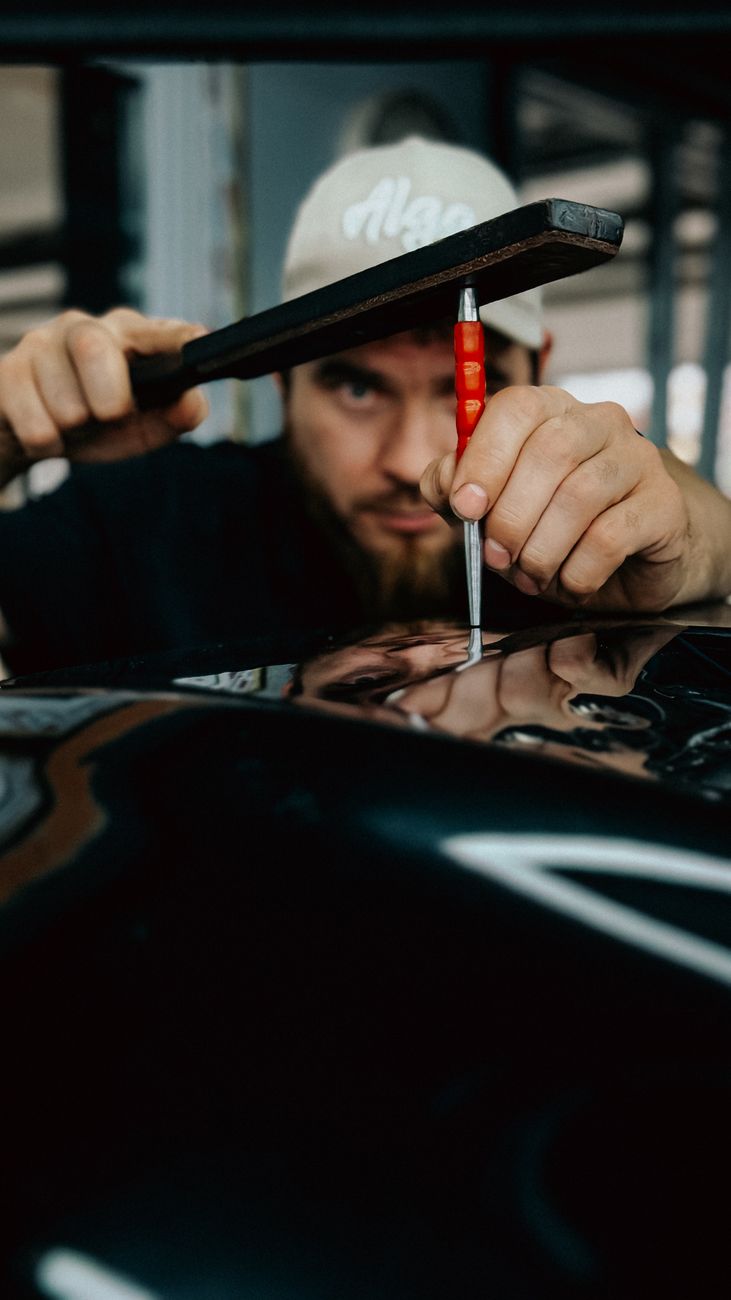 Sedan po opravě poškození krupobitím